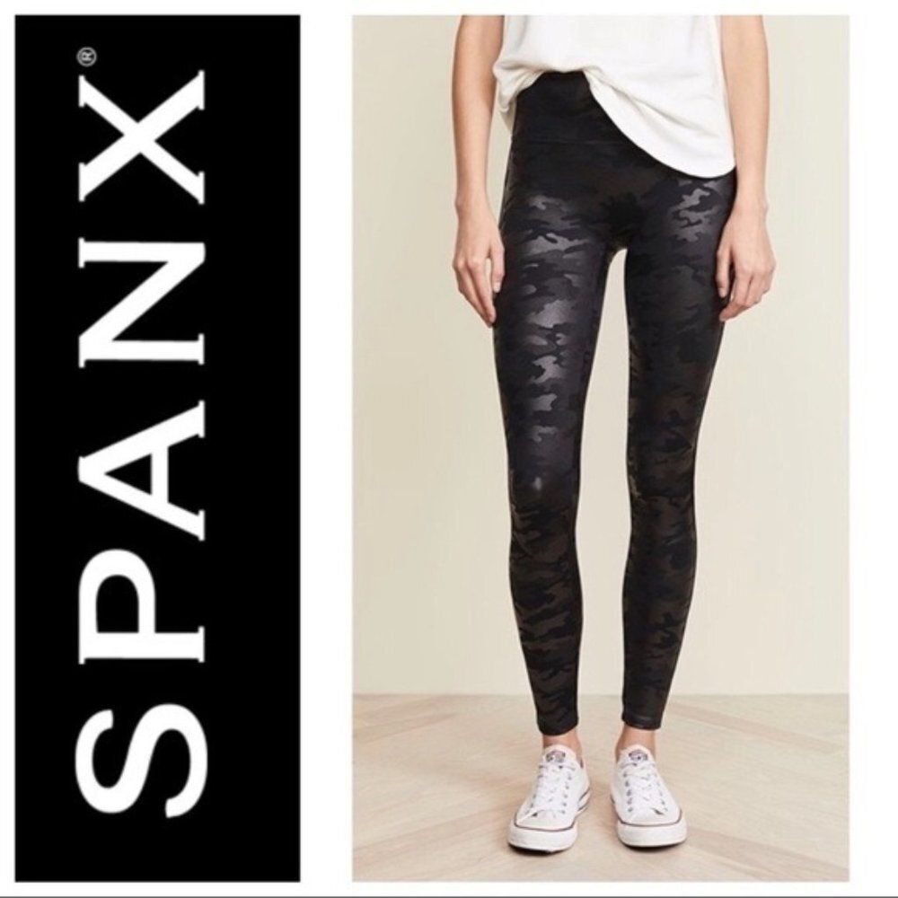 Spanx Faux Leather Camo Print Pull On Leggings Black Size Medium